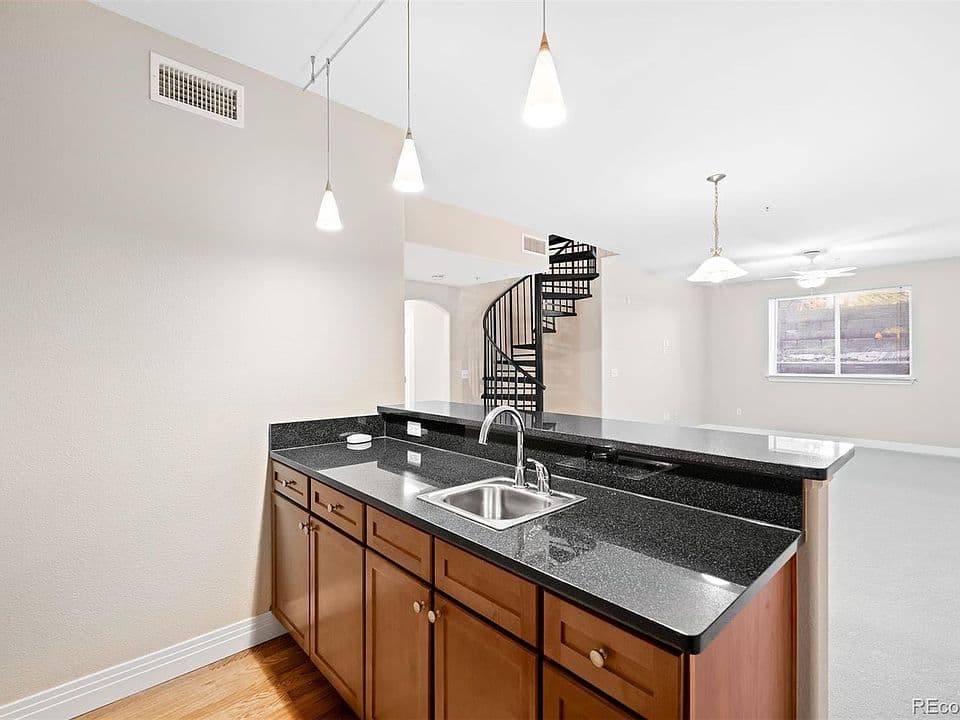 Panorama Heights — photo 2