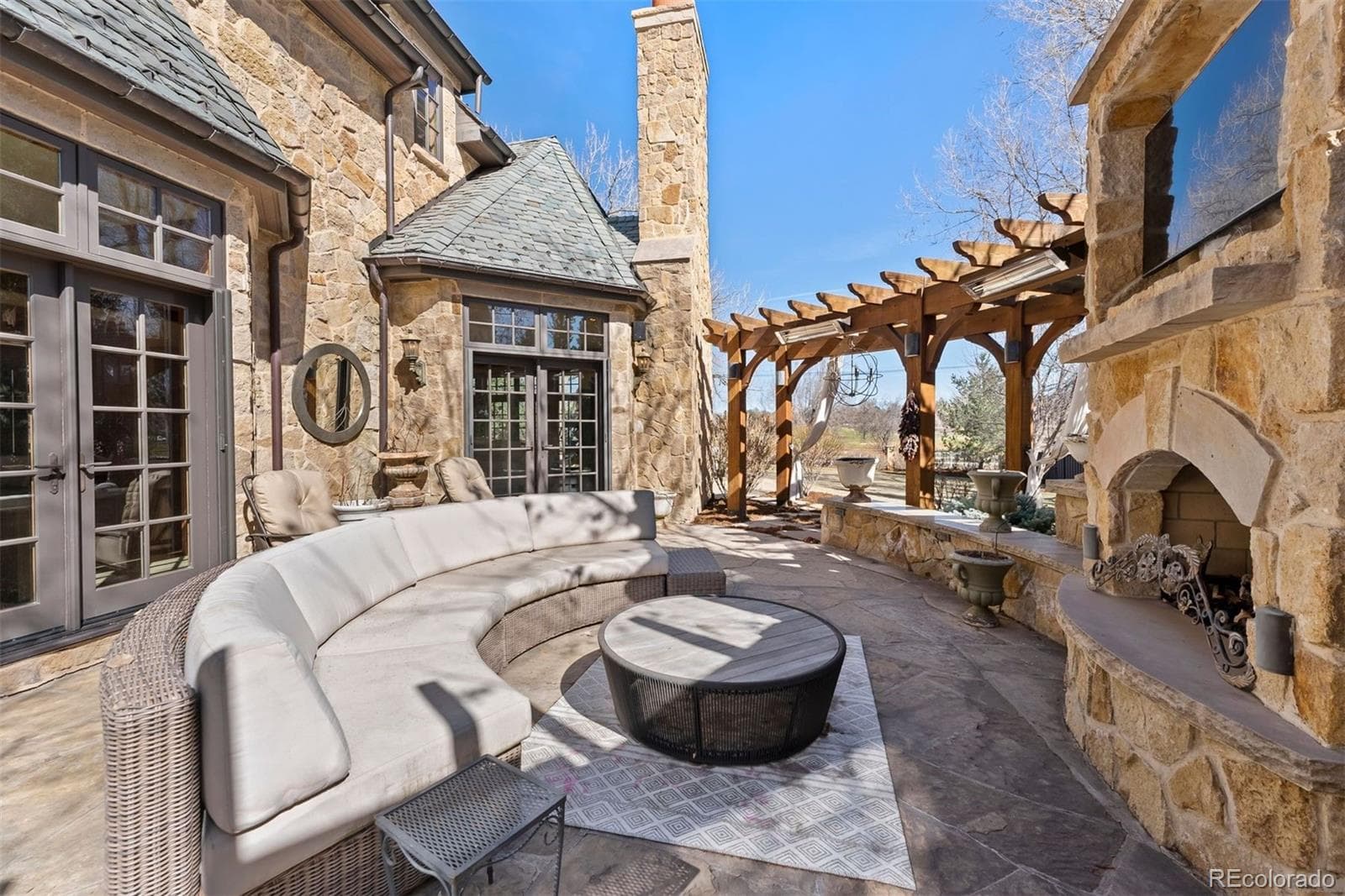 Cherry Hills Chateau — photo 8