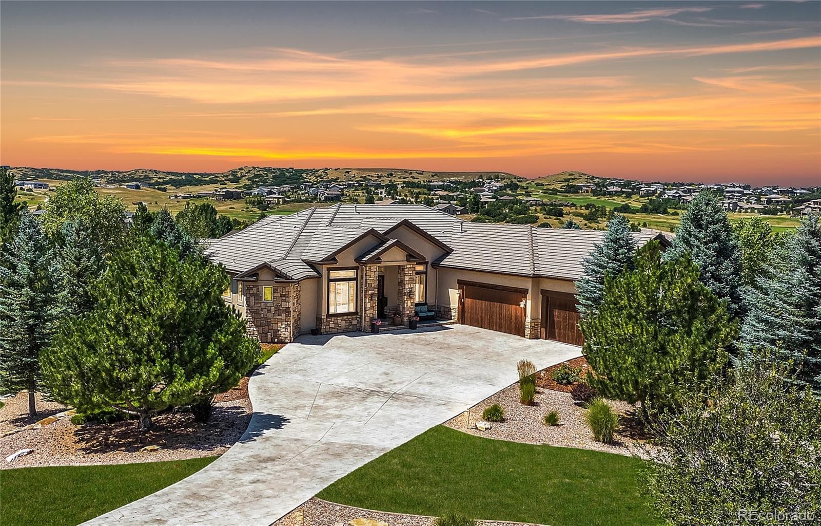 5415 Moonlight Way
