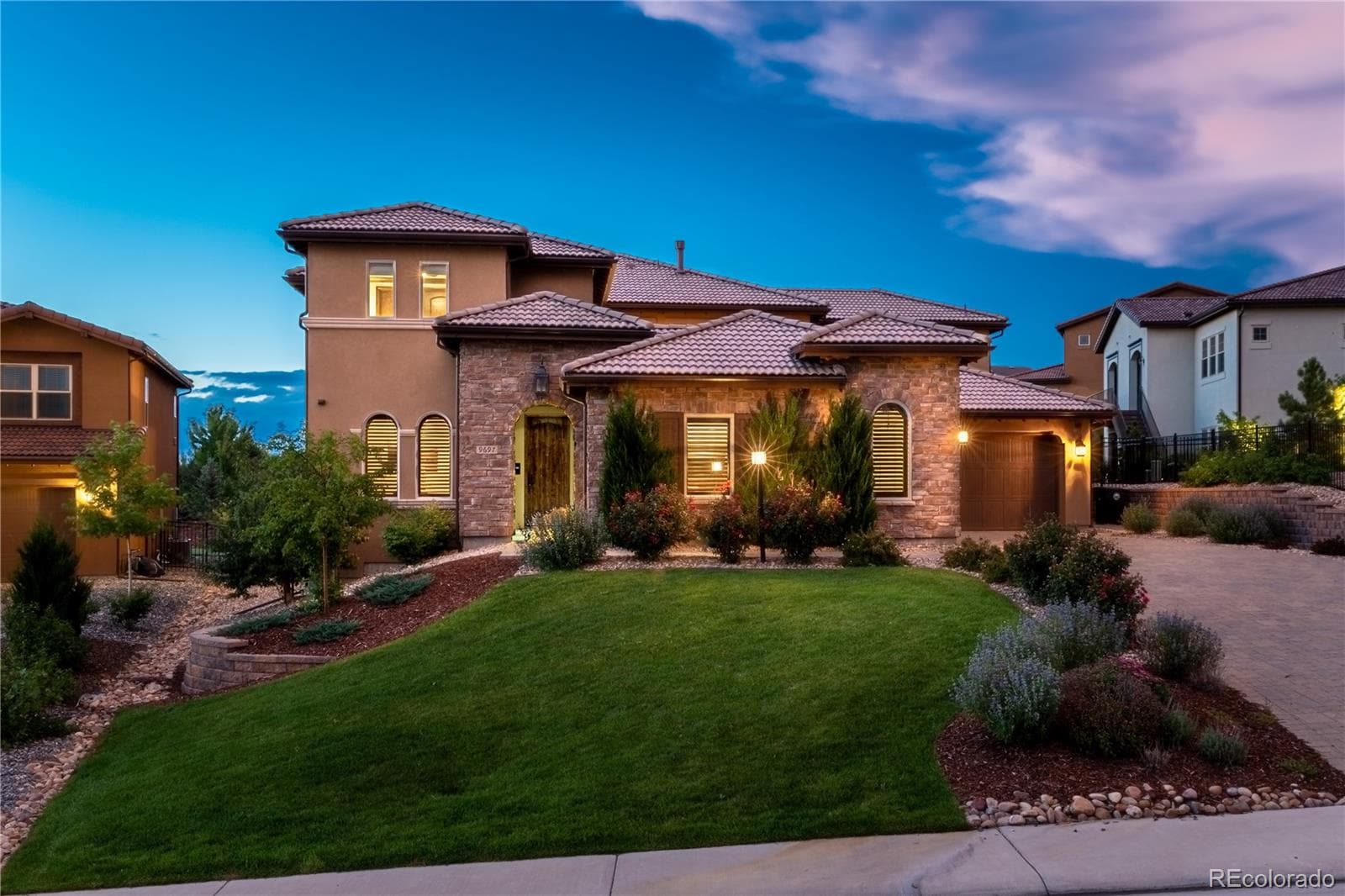 9697 Vista Hill Trail